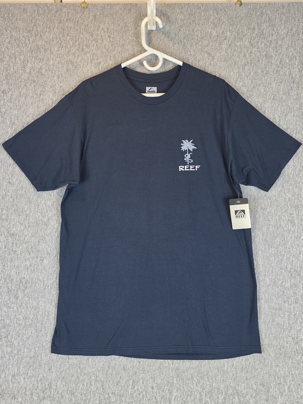 New Reef Navy Logo Short Sleeve T-Shirt Men's Lg
